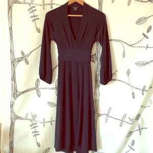 Moda -XS- Navy blue v-neck tea length dress